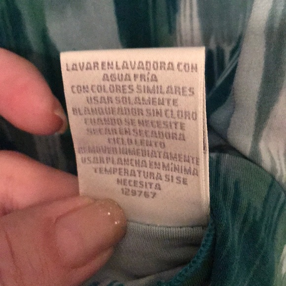 DONATED— Teal/ turquoise flowy skirt. - Picture 6 of 6